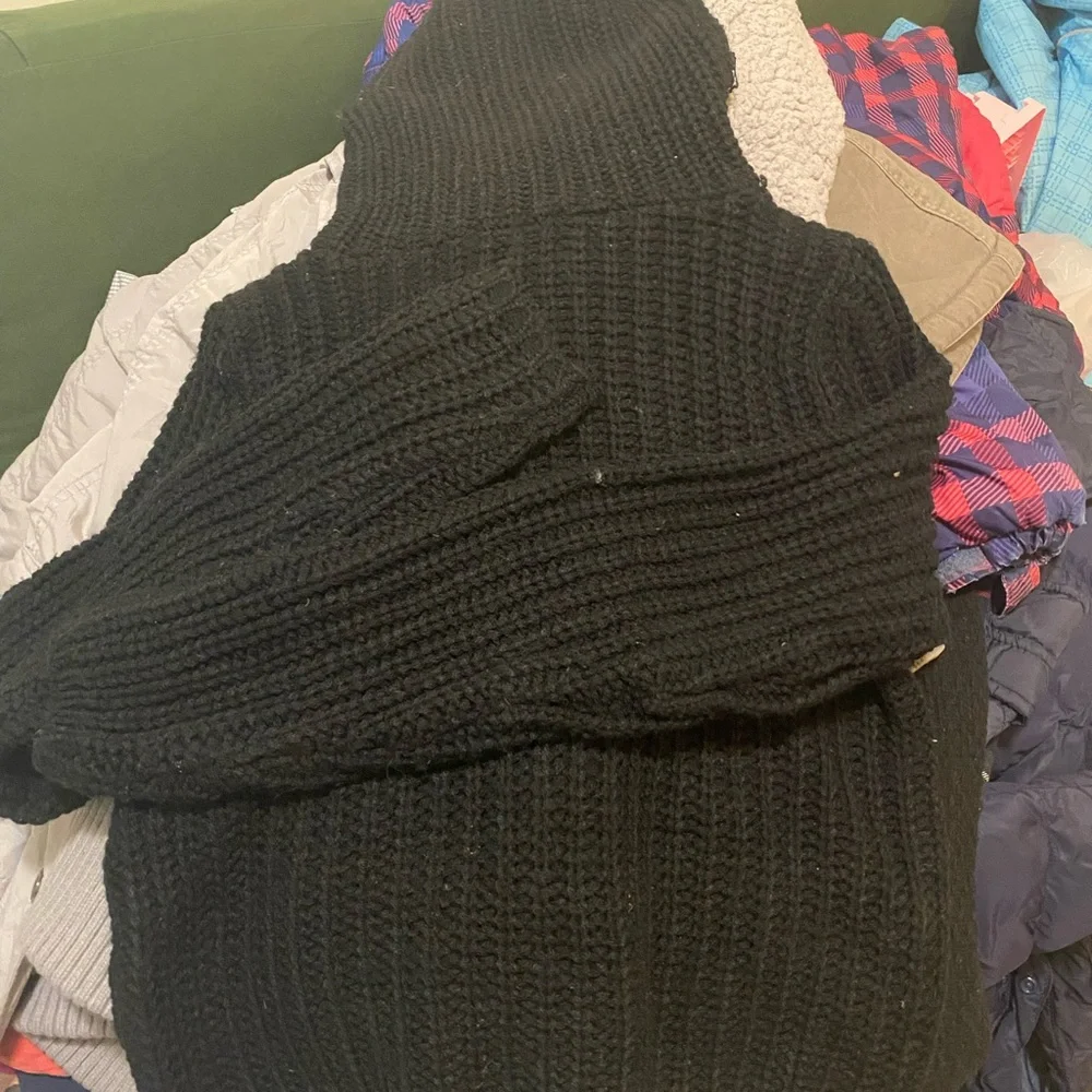 Sweater - Picture 3 of 3